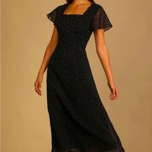 NWT Lulu’s So Kiss Me Black Floral Print Swiss Dot Maxi Dress size medium